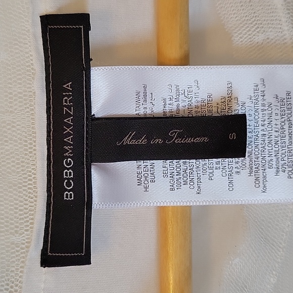 BCBGMaxAzria Lace Top - White - Picture 4 of 6